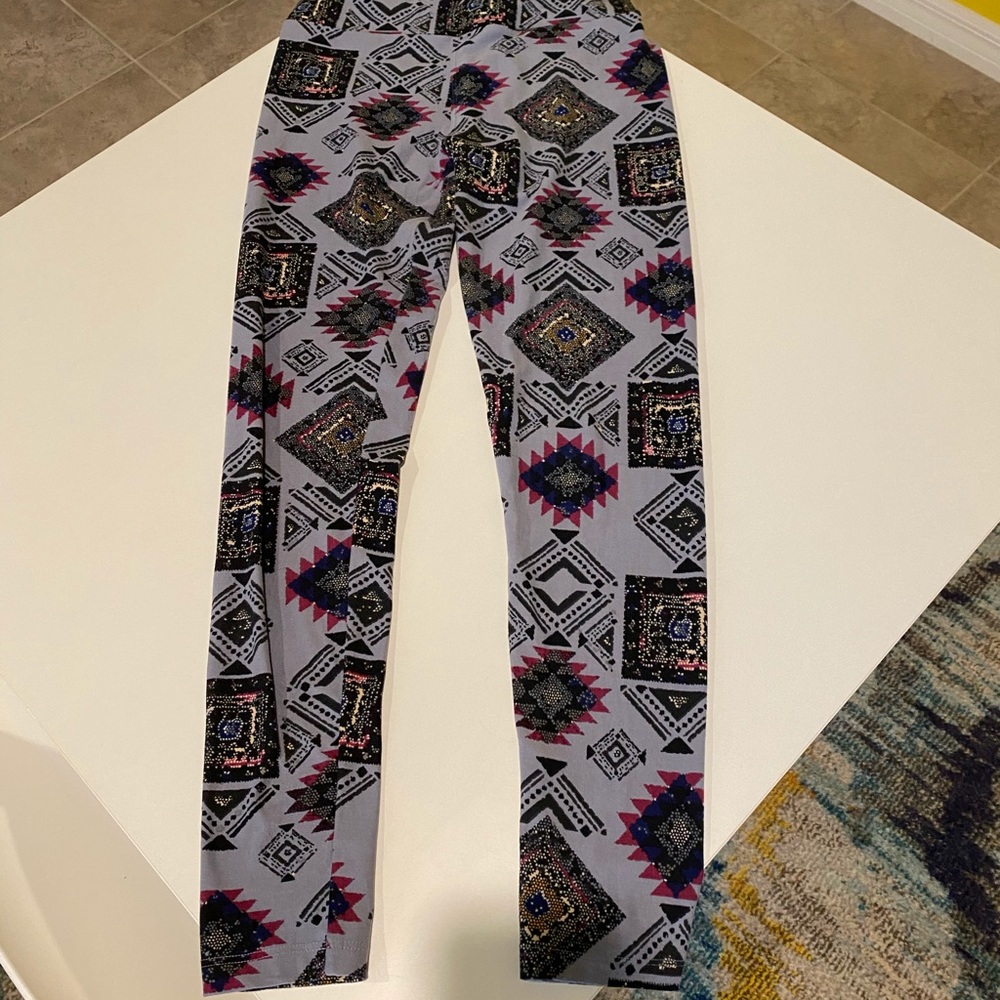 LuLaRoe purple leggings